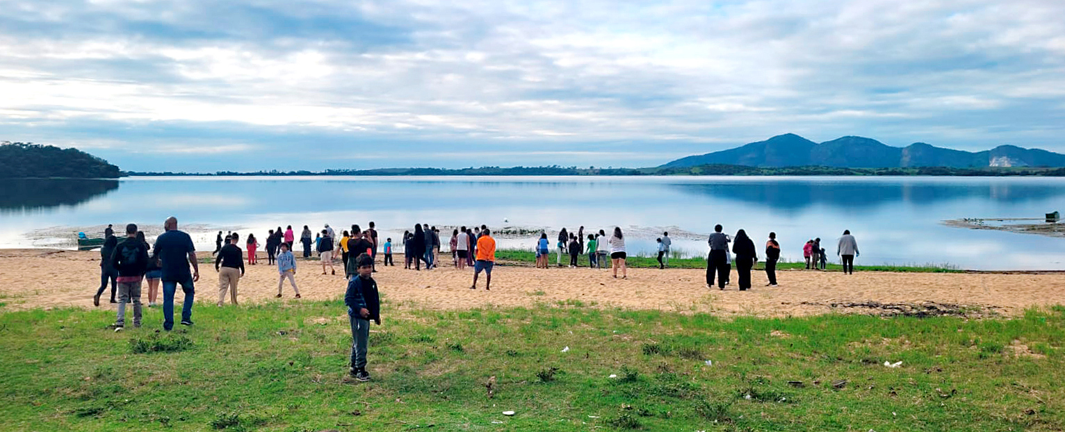 Projeto Entre Nós do Sesc +Infâncias realiza evento de imersão familiar no Parque do Desengano, Campos: Educação Ambiental, História e Conexão com a Natureza
