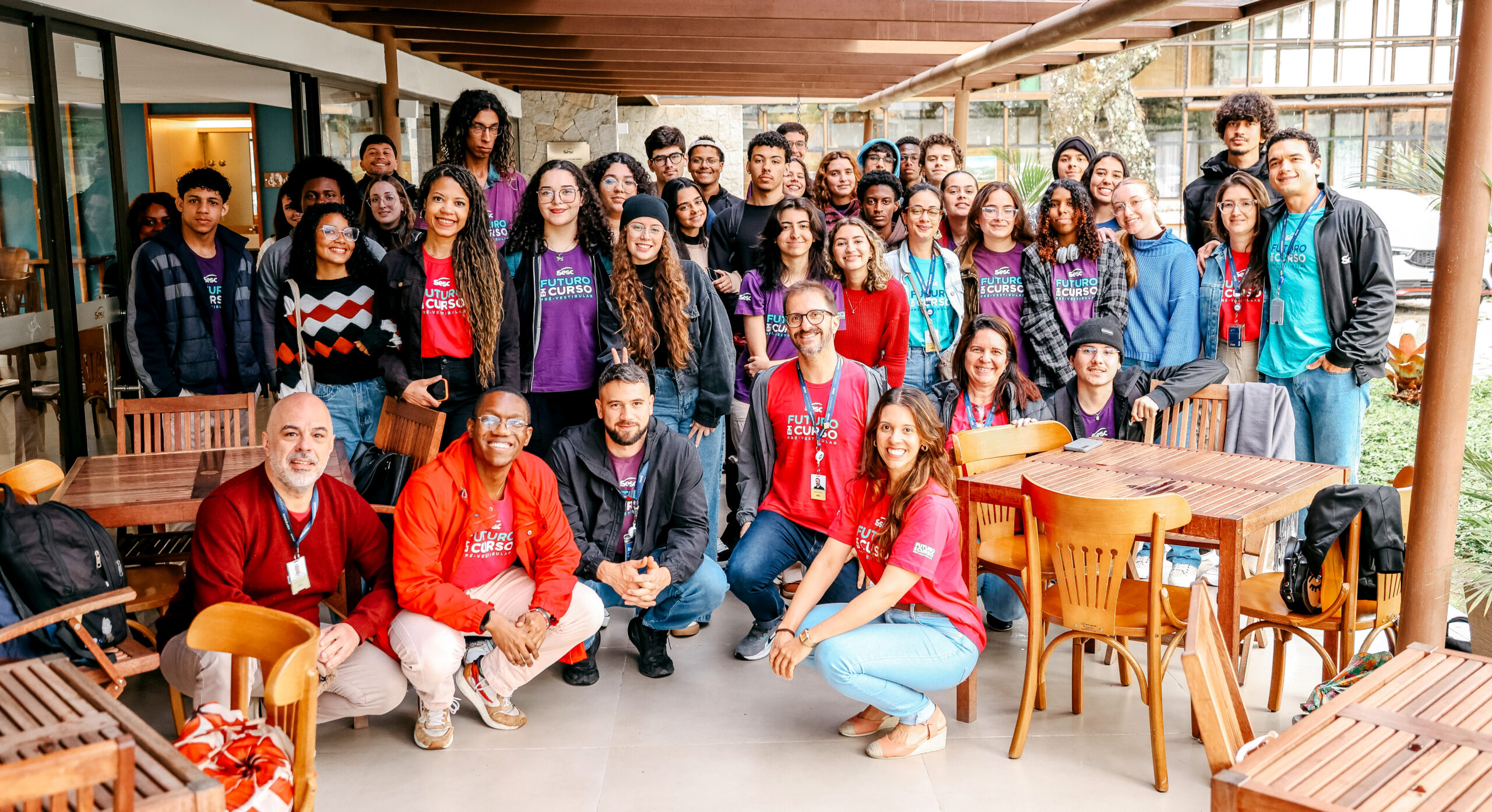 A Favor da Ciência: Aulão Multidisciplinar do Pré-Vestibular Futuro em Curso transforma conhecimento em espetáculo e antecipa tema presente na prova da UERJ 1