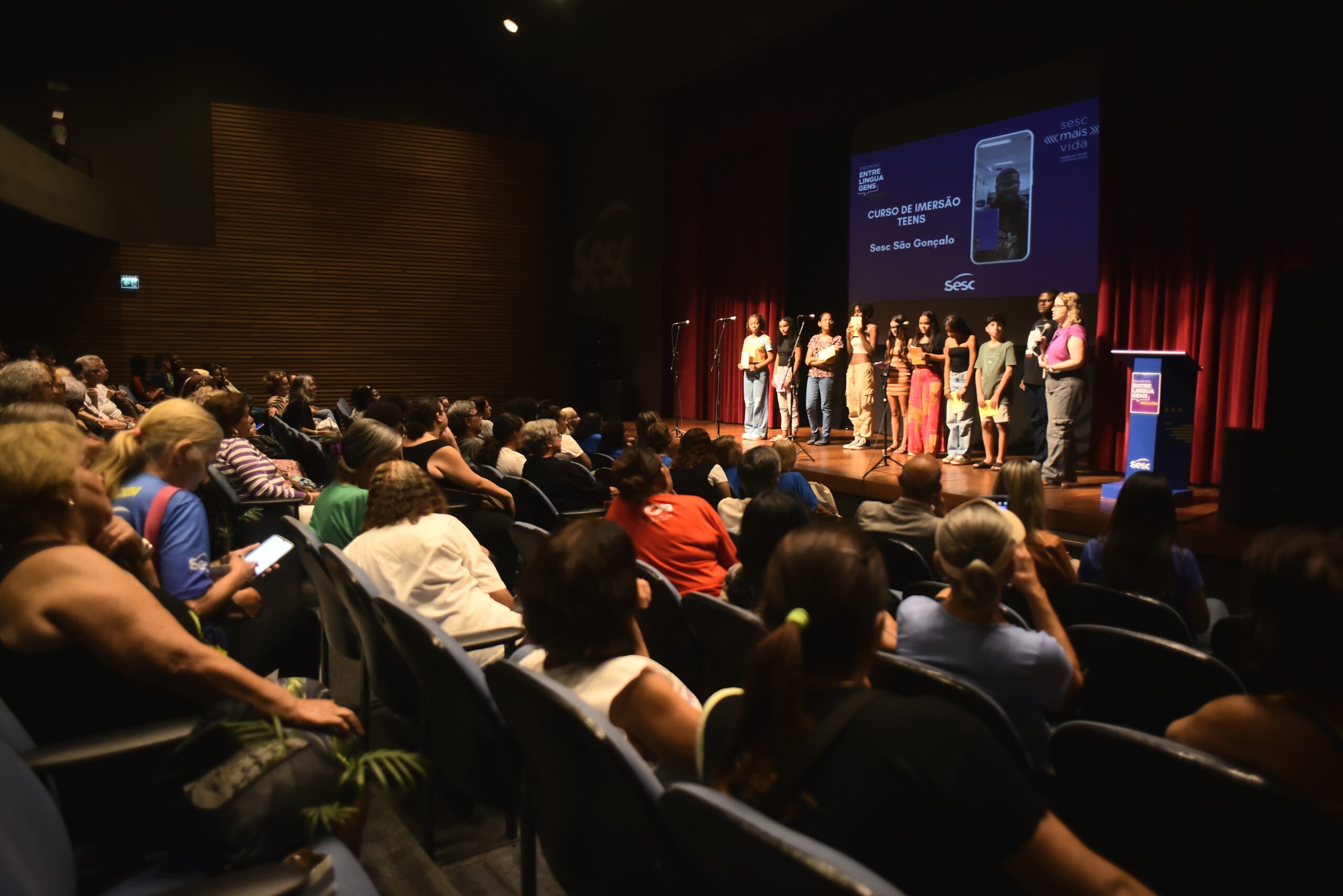 Encontro Entrelinguagens - Gerações: uma tarde vibrante de memórias, linguagens e afeto